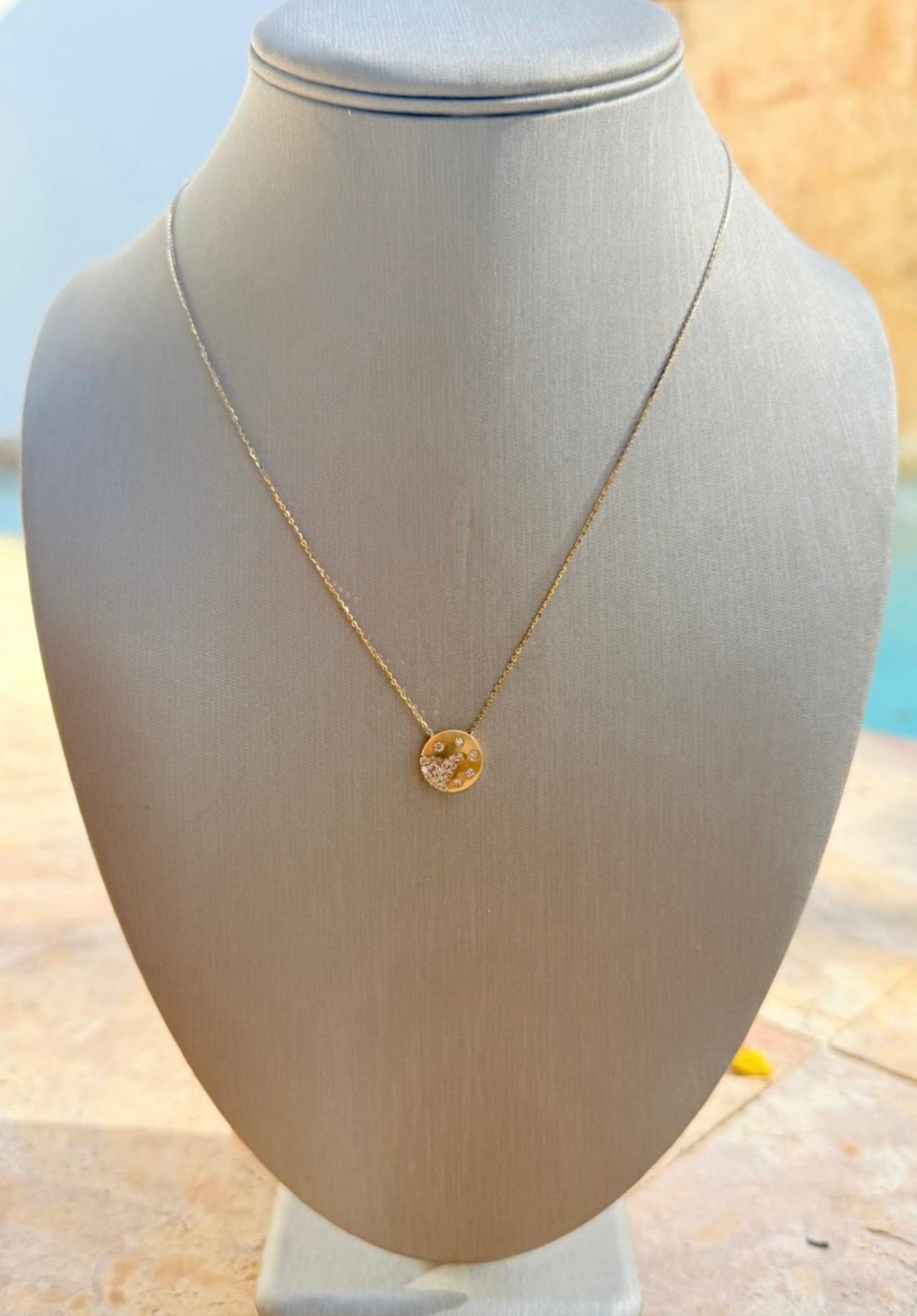 14K Diamond Circle