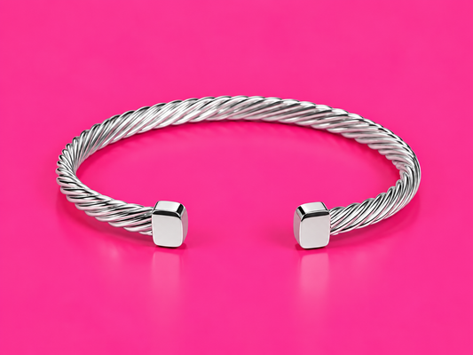 Classic Cable Cuff