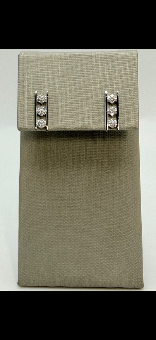 10K White Gold Ladder Diamond Earring